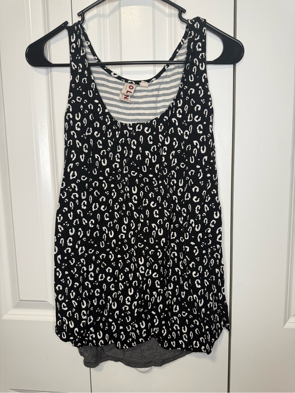 Women's Dolen Anthropologie Black & White Leopard Print Tank Top